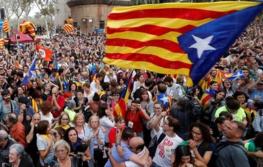 Конституционный суд Испании отменил декларацию о независимости Каталонии