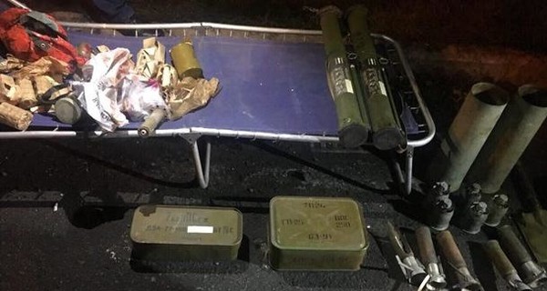 В Киеве полиция нашла у мужчины арсенал нелегальных боеприпасов