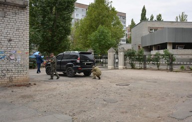 СМИ: подорвать машину николаевского депутата Дмитрия Жвавого пытался его 16-летний сын