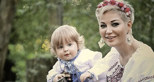 Максакова рассказала, на каком языке разговаривают с ее сыном в Киеве