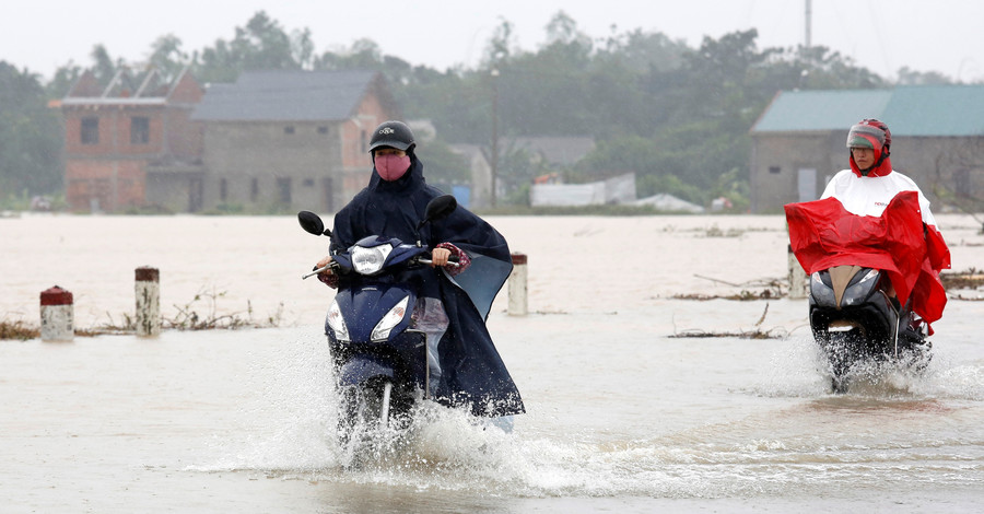 Во Вьетнаме из-за тайфуна погибли 44 человека
