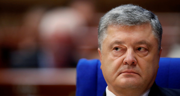 Порошенко попросил принять закон об обслуживании на украинском