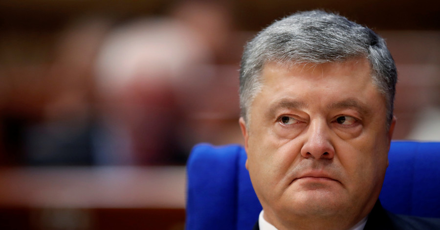 Порошенко попросил принять закон об обслуживании на украинском