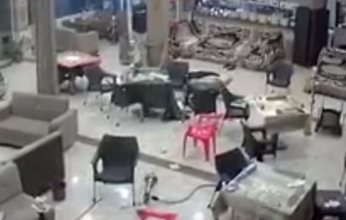 Опубликована видеозапись землетрясения в Иране: погибших уже 330 человек