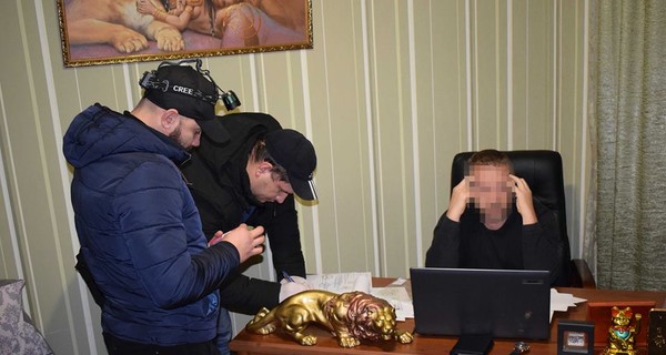 В Николаеве школьный хореограф продавал девушек в секс-рабство