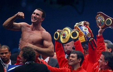 Владимир Кличко устроил первую боксерскую тренировку после завершения карьеры