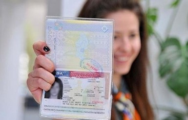 США отказывают в визах 34,5 процентам украинцев