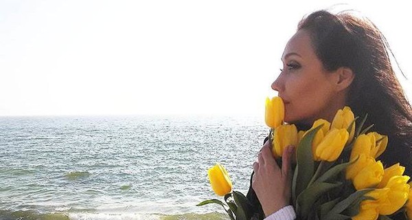 Украинская певица Евгения Власова попала в реанимацию