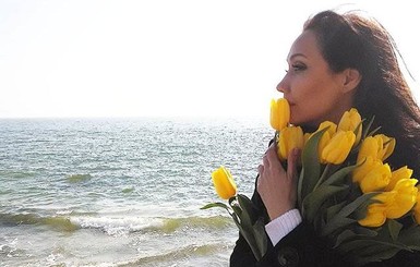Украинская певица Евгения Власова попала в реанимацию