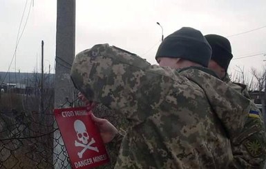 Сутки в АТО: восьмичасовой бой у Крымского и пятеро погибших украинских бойцов