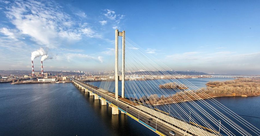 В Киеве на месяц перекроют движение по Южному мосту