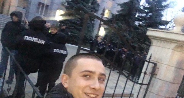 Одесского активиста, известного по акциям на концертах звезд, посадили в СИЗО 