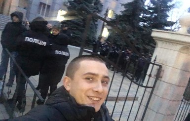 Одесского активиста, известного по акциям на концертах звезд, посадили в СИЗО 