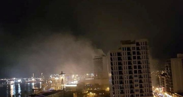 В Батуми загорелась гостиница, погибли 12 человек