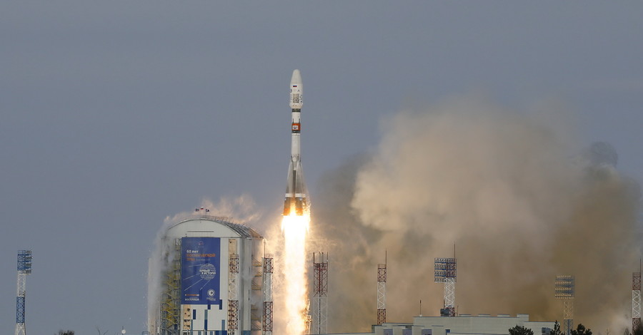 Российская ракета с 19-ю спутниками на борту рухнула в Атлантический океан 