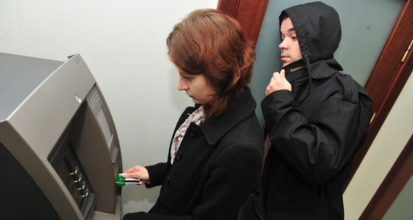 ТОП-3 популярных мошенничеств по данным полиции