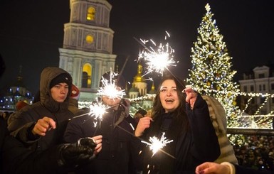 Петр Порошенко подписал закон о выходном дне 25 декабря