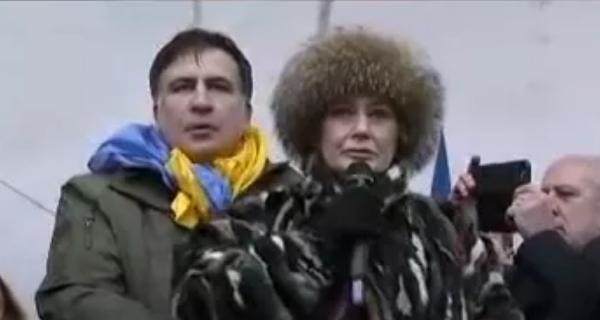 На митинге Саакашвили выступила депутат ЕС, голосовавшая против евроинтеграции Украины 