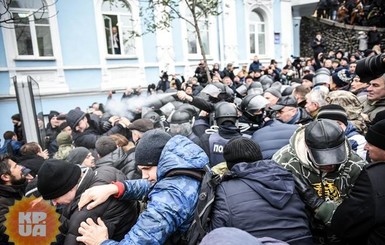 Полиция отпустила задержанных сторонников Саакашвили