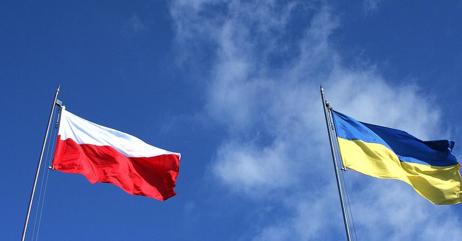 Польша заявила о снижении напряженности в отношениях с Украиной