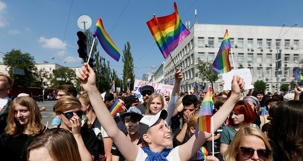 Горсовет Ивано-Франковска проголосовал за запрет пропаганды гомосексуализма