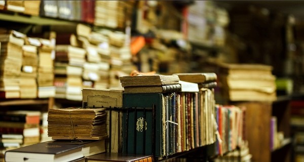 Нелегальные российские книги будут конфисковать из магазинов и рынков 
