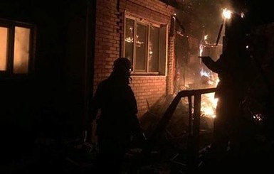 В Новолуганском обстреляли жилые дома, есть жертвы