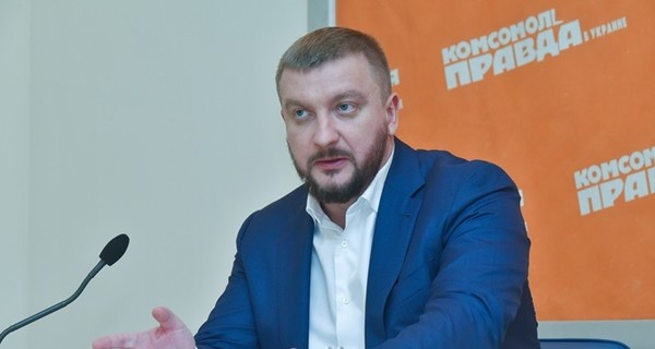 Советы министру юстиции Павлу Петренко: как жениться на Монике Белуччи