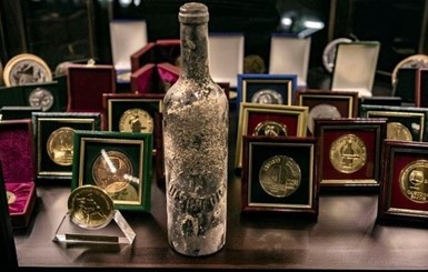 На одесском заводе нашли старинную бутылку коньяка за 100 тысяч евро
