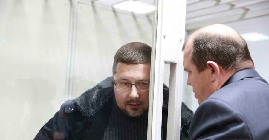 Переводчика Гройсмана арестовали, свою вину он не признает