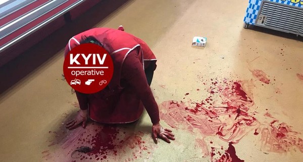 В Киеве грабитель с ножом напал на женщину-продавца