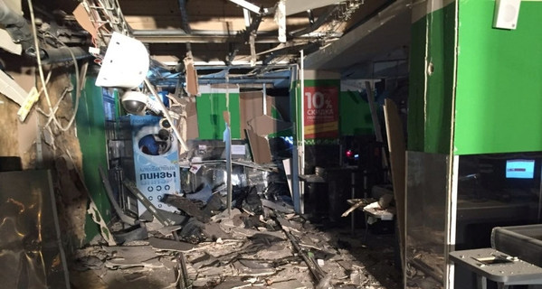 В России после теракта начали демонтировать камеры хранения в магазинах