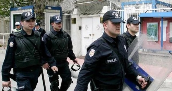 В Турции арестовали 75 человек из-за связей с 