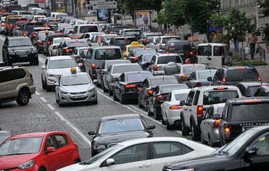 С 1 января украинские водители должны ездить по городу со скоростью не более 50 км/ч 