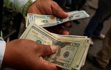 Что происходит с долларом в первую праздничную неделю года