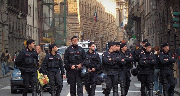 В Италии арестовали около 200 человек, связанных с мафией