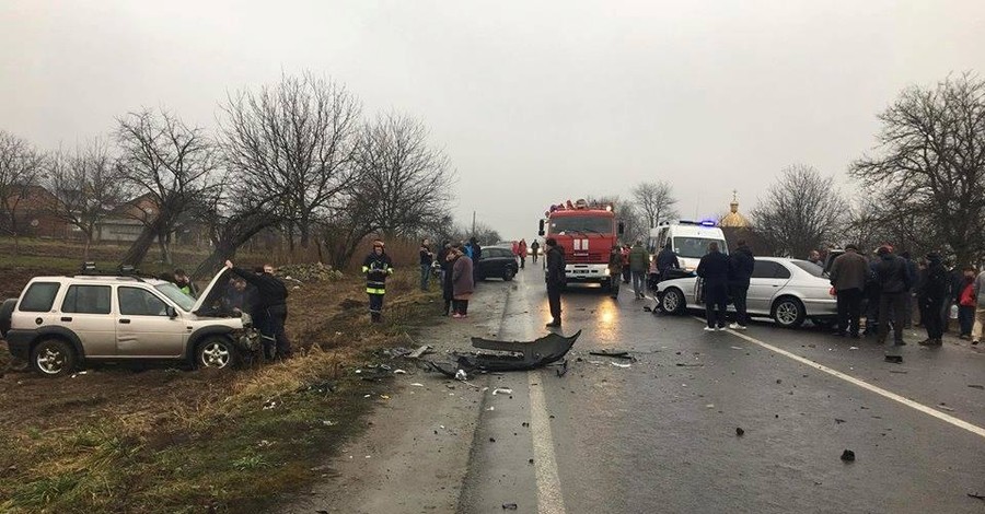 Во Львовской области в ДТП пострадали семь человек