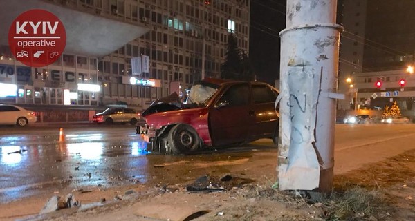 Соцсети: подполковник полиции устроил аварию в центре Киева
