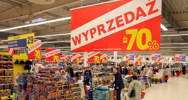 В Польше решили запретить торговать по воскресеньям