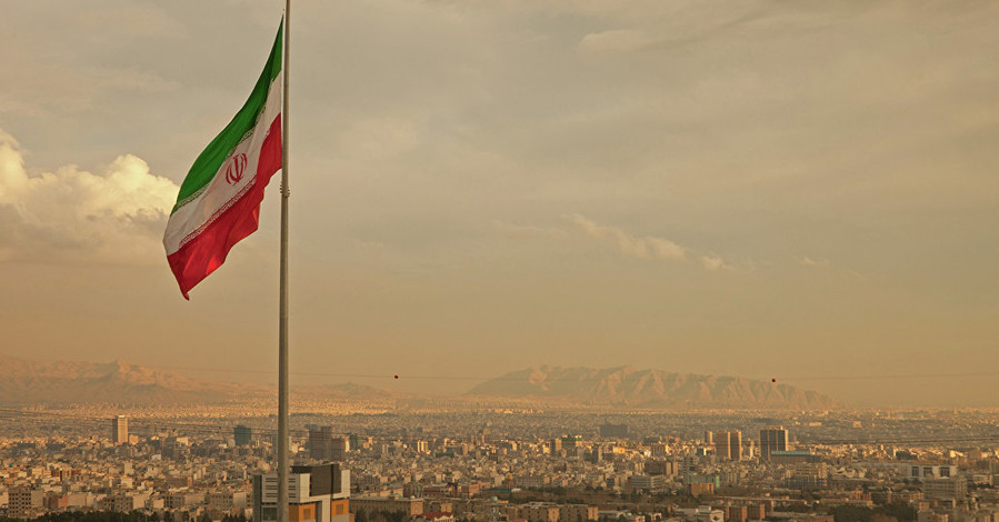 Иран отказался пересматривать ядерное соглашение