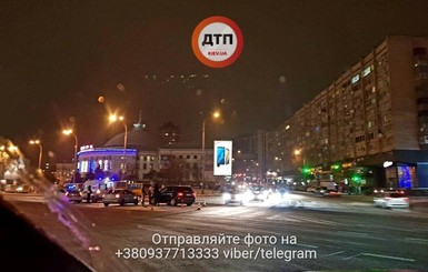 В Киеве произошло сразу семь ДТП на проспекте Победы