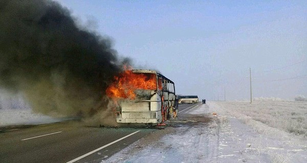 Люди, сгоревшие в автобусе в Казахстане, ехали на заработки в Россию