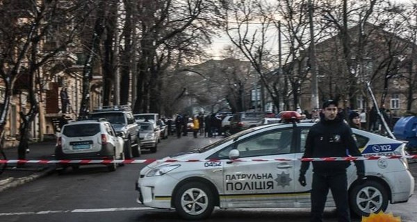 Стрельба в Одессе: в больнице скончался один из полицейских