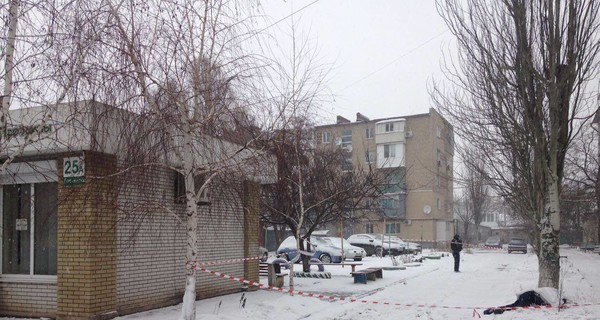 В Бердянске преступник подорвал гранатой троих полицейских