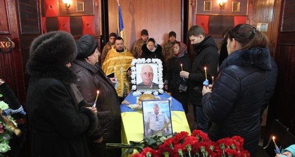 День траура в Кропивницком: горожане простились с погибшими в Кабуле земляками