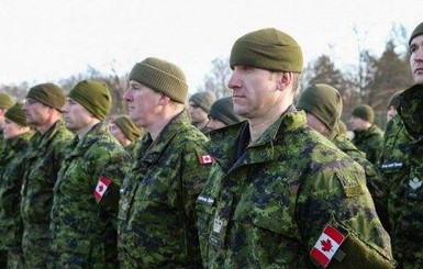 В Украину прибыли 50 военных инструкторов из Канады