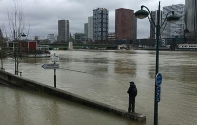 Наводнение в Париже: эвакуированы 1,5 тысячи человек
