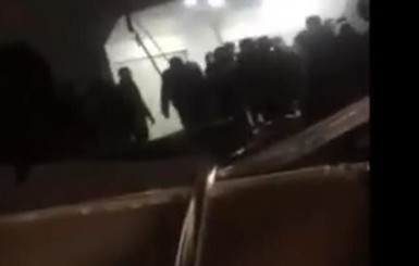 В метро Тбилиси обрушился потолок, около десятка пострадавших