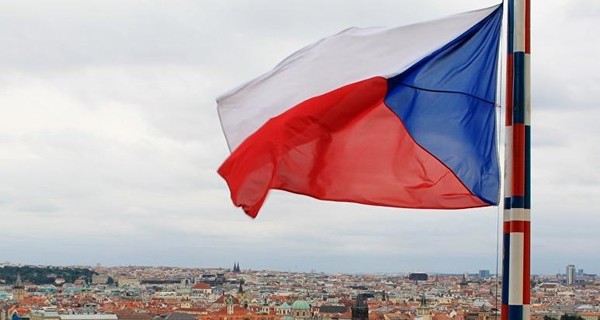 Чехия вдвое увеличила квоту на прием работников из Украины