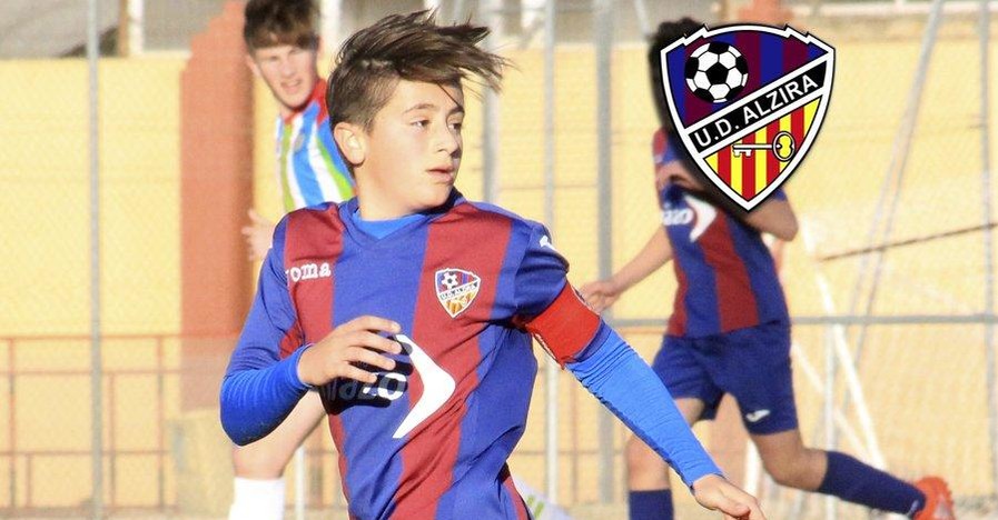 15-летний испанский футболист скончался во время матча